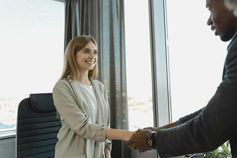 como conseguir emprego